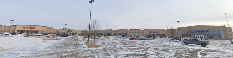 Pinehurst Square (Bismarck)